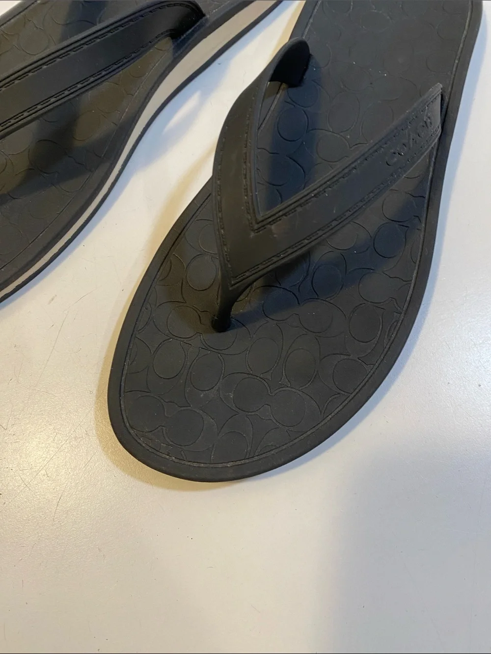 COACH Black Flip Flop Sandals  Casual Beach Thong Sz 8